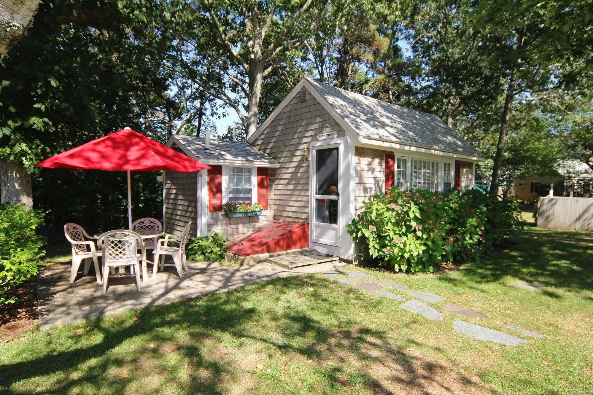The Tern Inn Bed & Breakfast And Cottages West Harwich 外观 照片